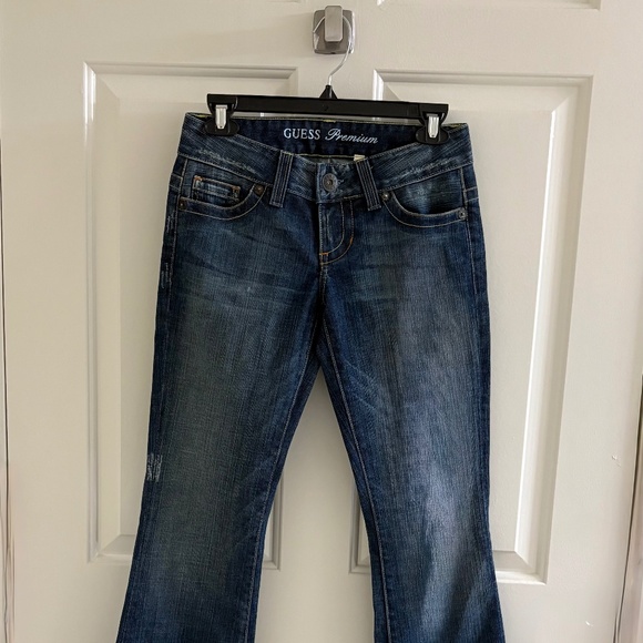 Guess Premium Bootcut Jeans | 26 Waist | Dark Wash - Picture 1 of 4